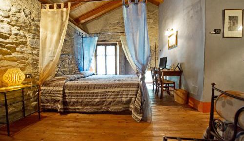 Suite with Garden View