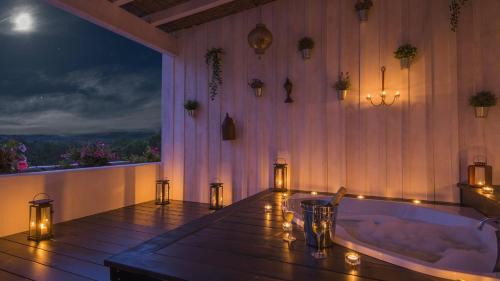 Superior King Suite