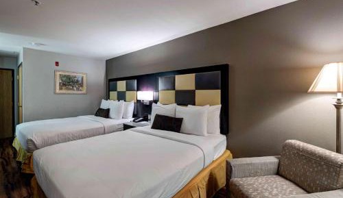 Queen Room with Two Queen Beds