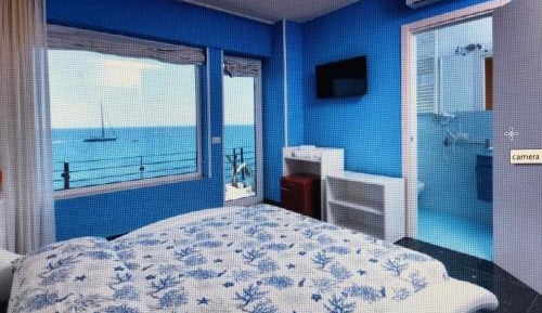 Double Room with Balcony and Sea View