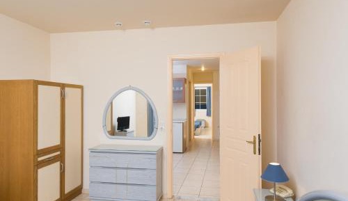 Apartment (3 Adults)