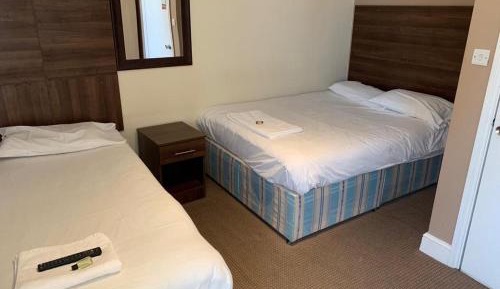 Triple Room with Private Bathroom