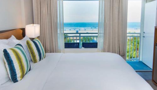 King Room with Balcony - Ocean Front