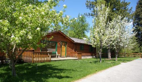 Three-Bedroom Cottage