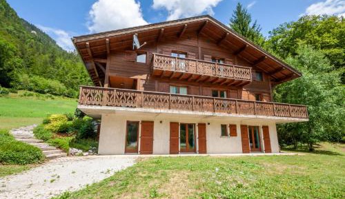 Five-Bedroom Villa