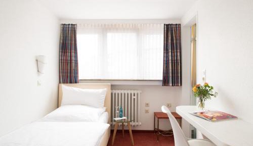 Small Single Room