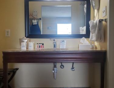 King Room - Non-Smoking
