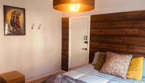 Double Room with Private External Bathroom
