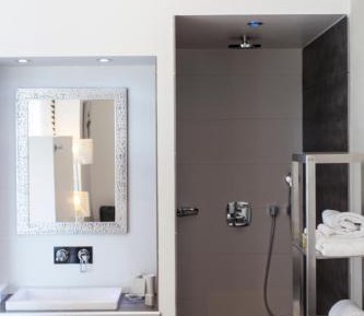 Prestige Double Room with Hot Tub