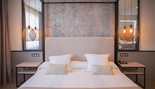 Junior Suite with Mountain View