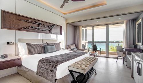 Luxury Presidential One Bedroom Suite Ocean View