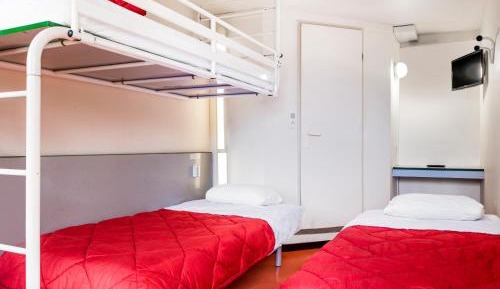 Triple Room Optional Cleaning