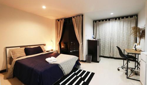 Studio Apartment