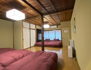 Apartment with Shower