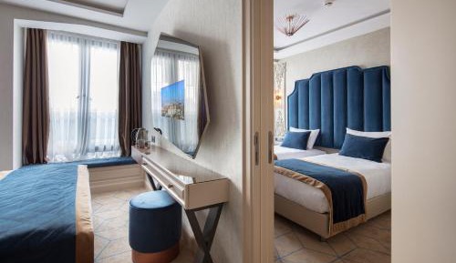 Deluxe Quadruple Room