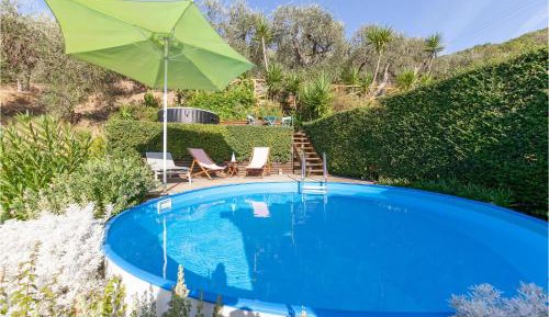 One-Bedroom Holiday Home