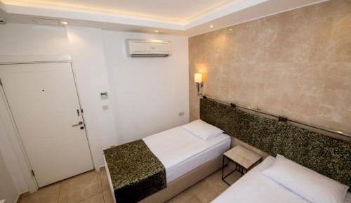 Apartment (4 Adults)