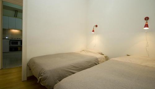 Standard Two-Bedroom Apartment (4 Adults)