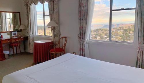 Mountain View Room