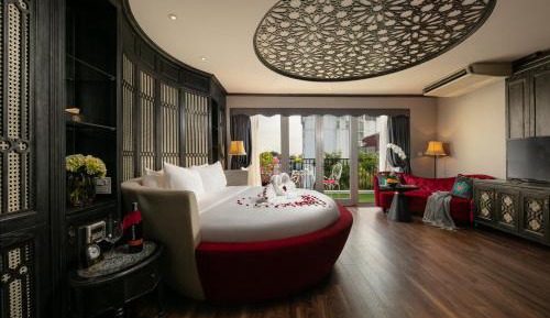 Queen Suite