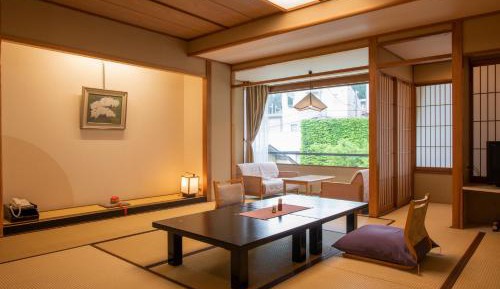Japanese-Style Room