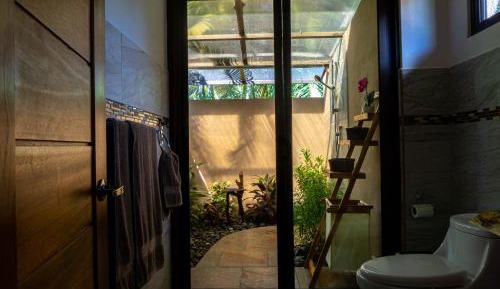Deluxe Bungalow with Garden View