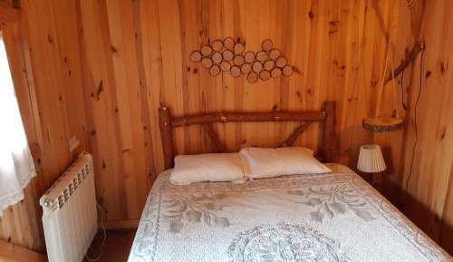 Bungalow (2 Adults) with Shared Bathroom