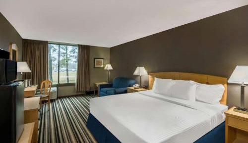 King Room with Two King Beds - Non-Smoking
