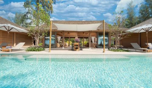 Villa - Beach Front