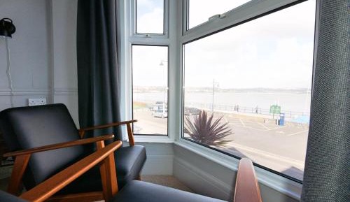 Double Room with Ocean View No Ensuite