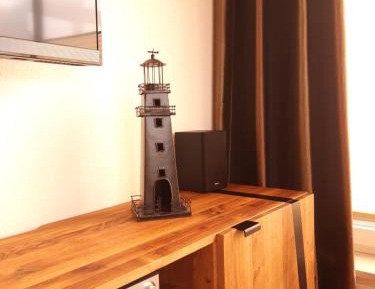 Deluxe Two-Bedroom Apartment (3-4 Adults) 