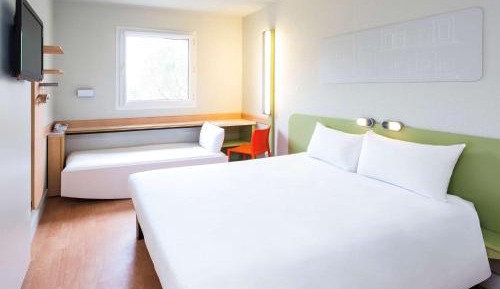 Double Room with Extra Bed