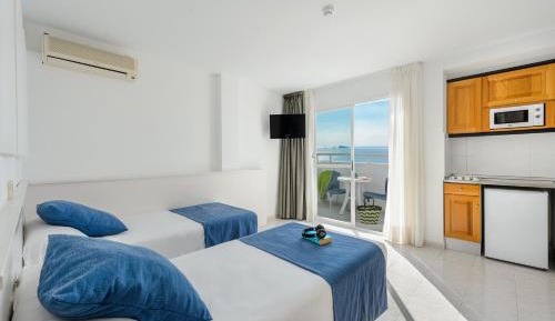 Studio with Sea View