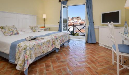 Classic Room with City View