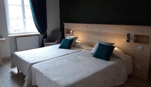 Large Twin Room