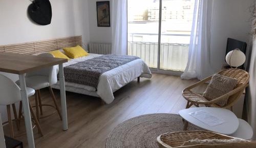 Studio Apartment