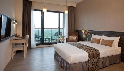 Deluxe Double Room with Balcony