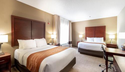 Queen Room with Two Queen Beds - Non-Smoking