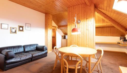 Five-Bedroom Holiday Home