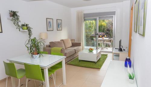 Family Apartment with Terrace (2 Adults + 2 Children)