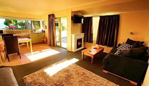 One-Bedroom Cottage