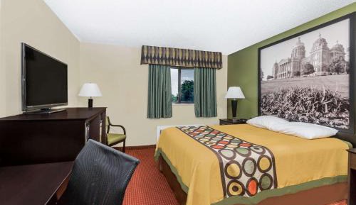 Queen Room - Disability Access/Non-Smoking