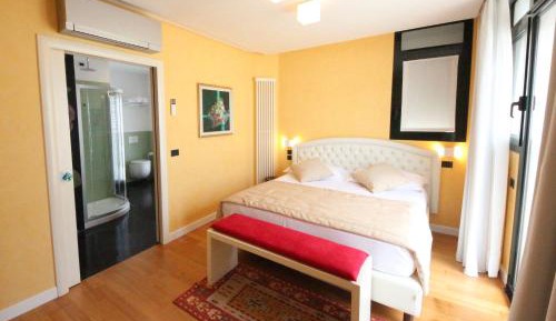 Deluxe Family Suite