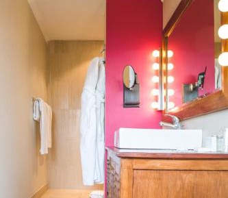 Junior Suite (2 Adults)