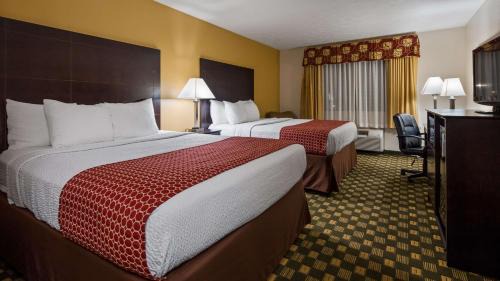 Queen Room with Two Queen Beds - Non-Smoking