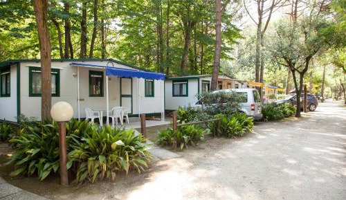 Mobile Home With Patio (5 Adults)