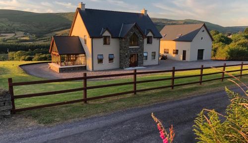 Six-Bedroom House