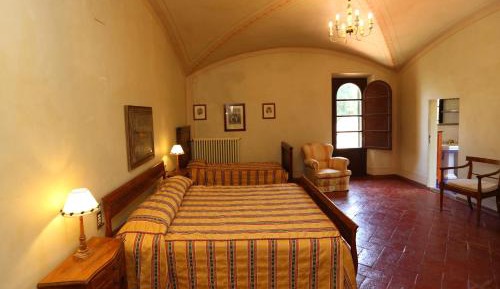 Triple Room with Private Bathroom