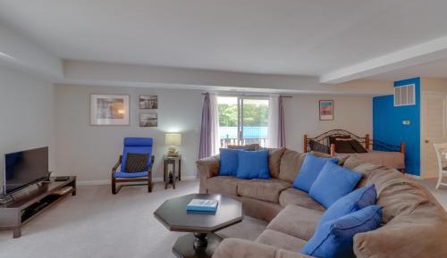 Two Bedroom Apartment 