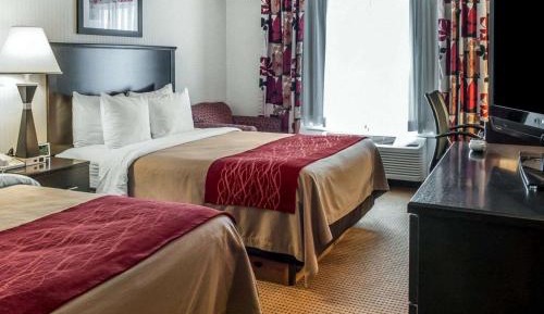 Queen Room with Two Queen Beds - Non-Smoking